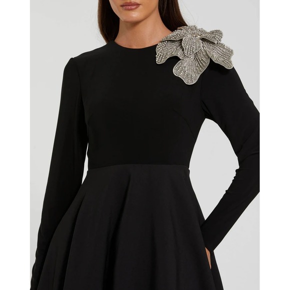 NWT MAC DUGGAL [ 16 ] 11832‎ Long Sleeve Taffeta 3D Flower Ball Gown Black S1909 - Picture 2 of 14